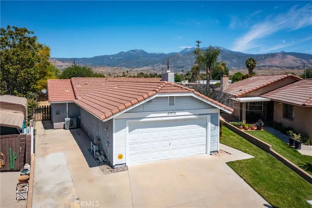 43970 Moonlighting Drive, Hemet