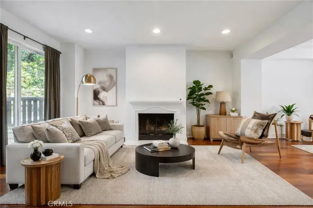 6300 Honolulu 205, La Crescenta
