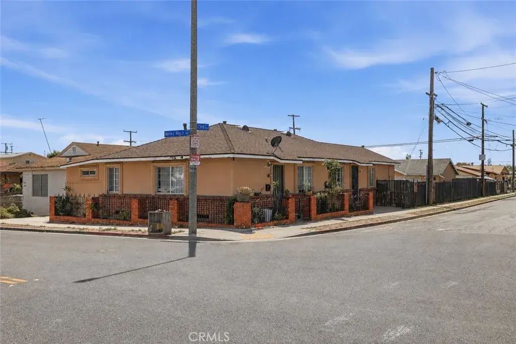 932 E 23rd Street, Long Beach