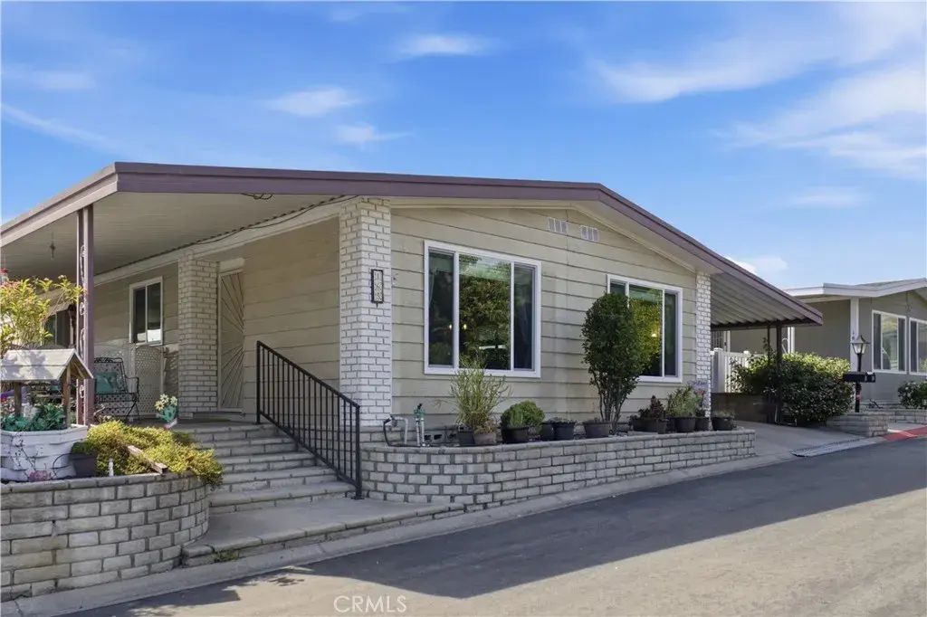 3850 Atlantic 165, Highland