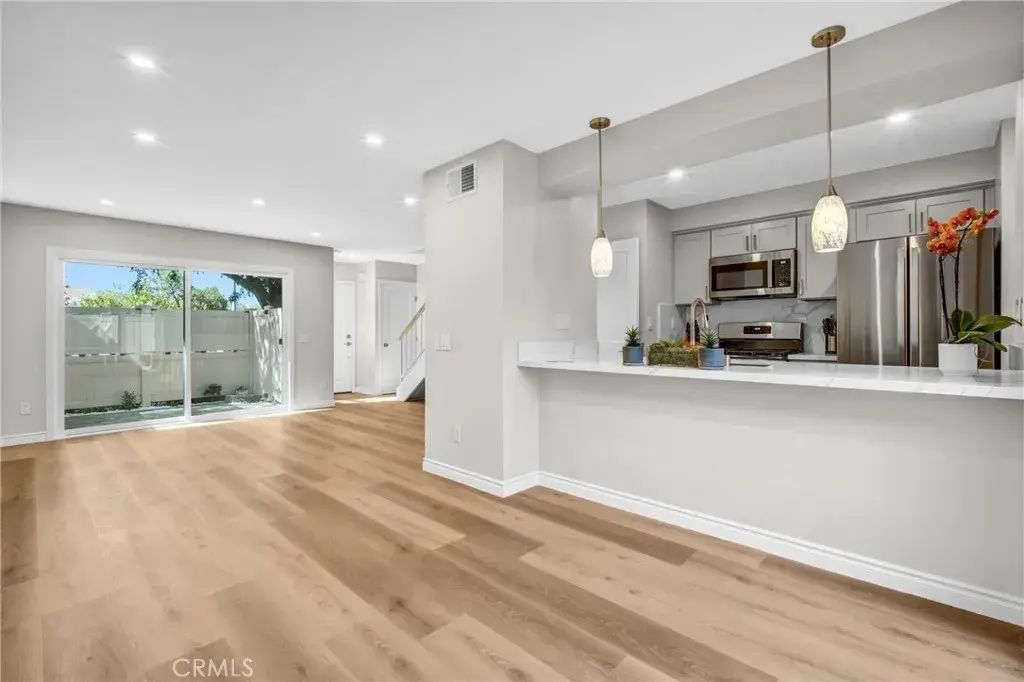 28835 Conejo View Drive, Agoura Hills