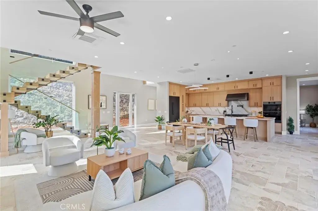 27937 Whisper, Temecula