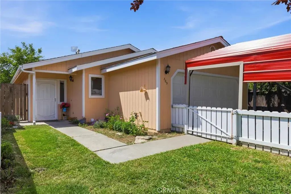 305 Bradford Street, Arbuckle