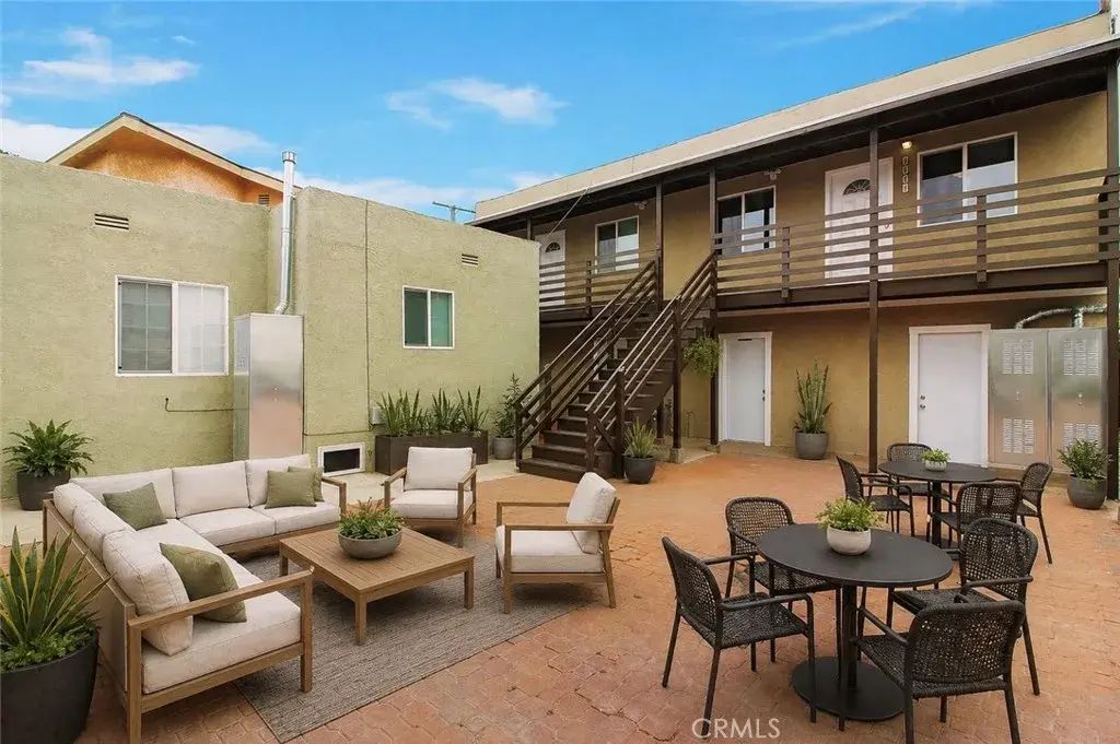 1941 Olive Avenue, Long Beach