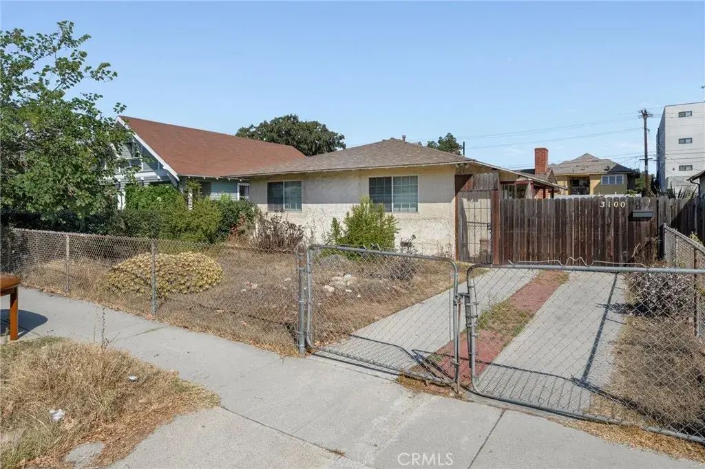 3100 Brighton, Los Angeles