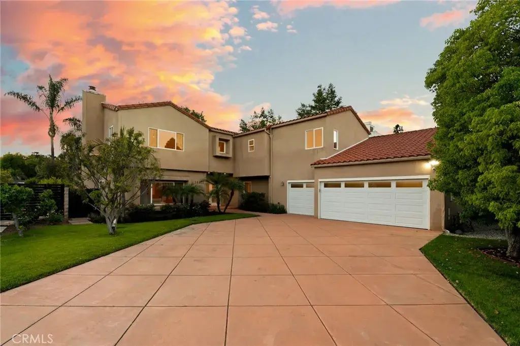 16511 Alyse Court, Encino