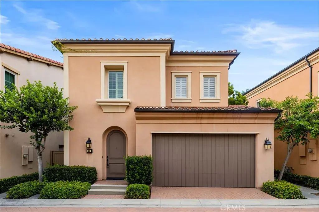 40 Bianco, Irvine