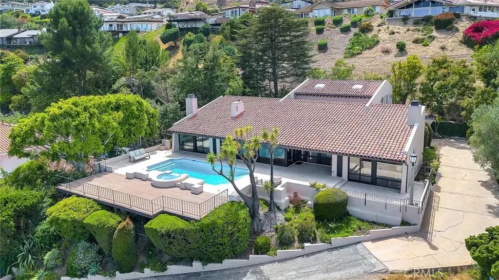 29813 Knoll View Drive, Rancho Palos Verdes