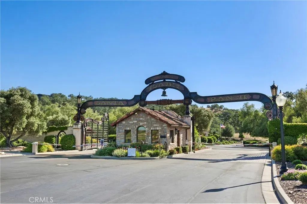 1727 Burnt Rock, Templeton