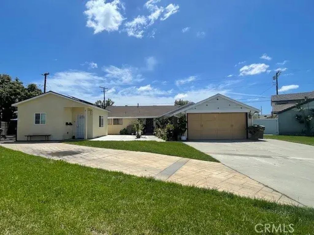 8744 Fillmore, Buena Park