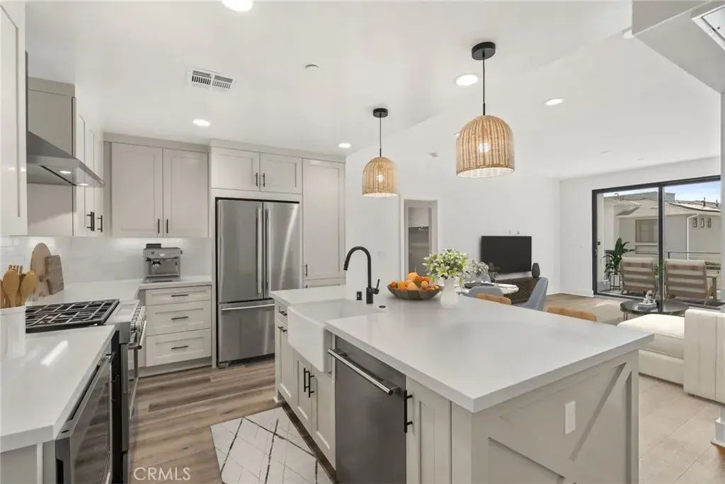 1101 Catania Court 202, Encinitas