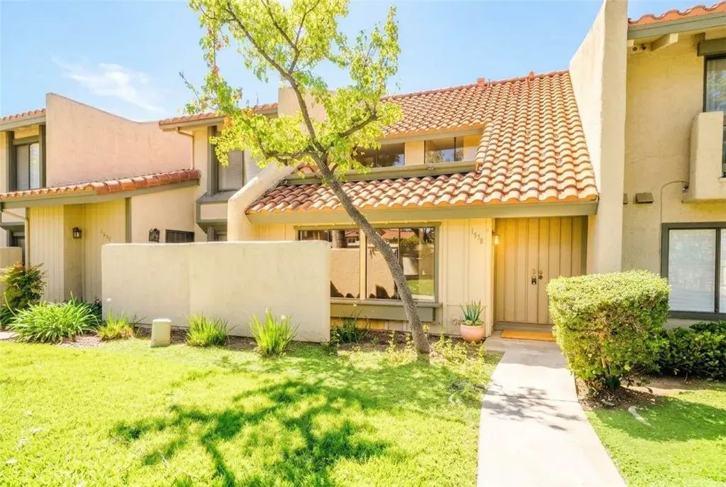 1538 Via Del Rio, Corona