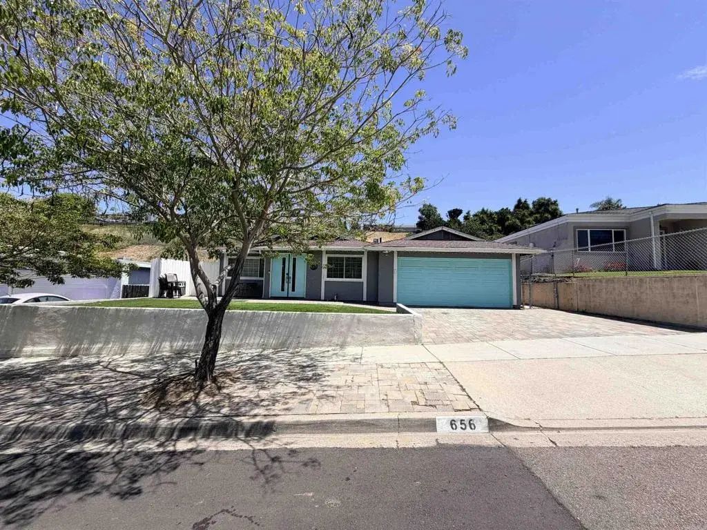 656 Roja Street, Oceanside