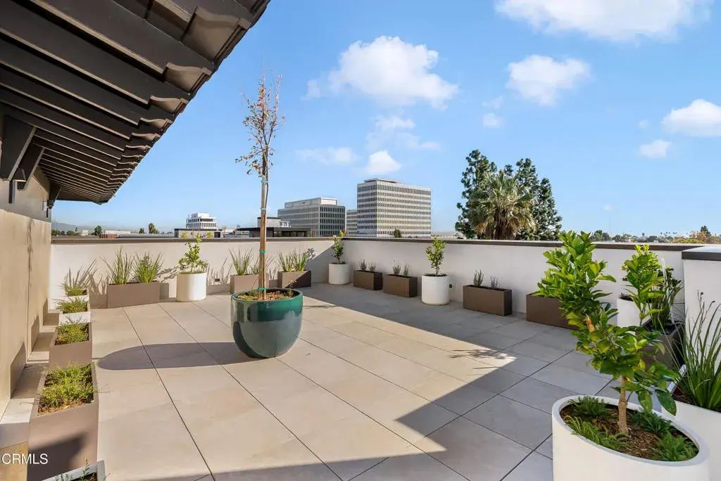 139 S Oak Knoll Avenue 101, Pasadena