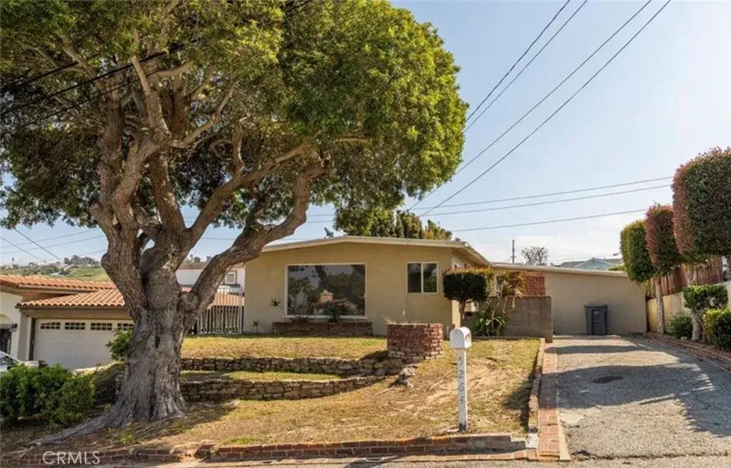 5264 Doris, Torrance