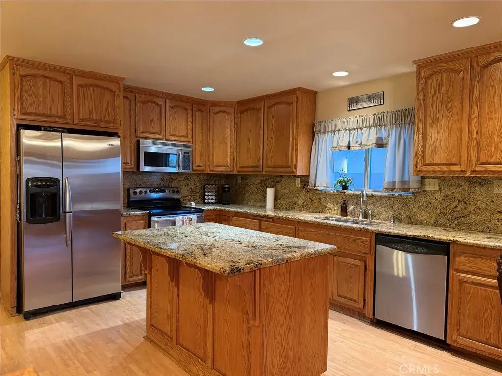 941 Senita, Barstow