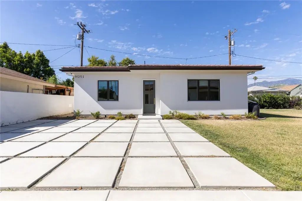 9125 Duarte Road 1/2, San Gabriel