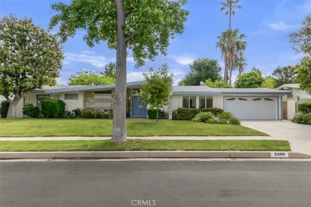5900 Kentland Avenue, Woodland Hills
