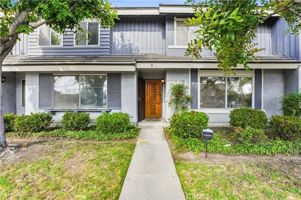 17721 Norwalk 3, Artesia