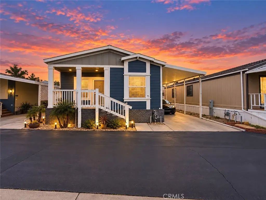 1540 E Trenton 95, Orange