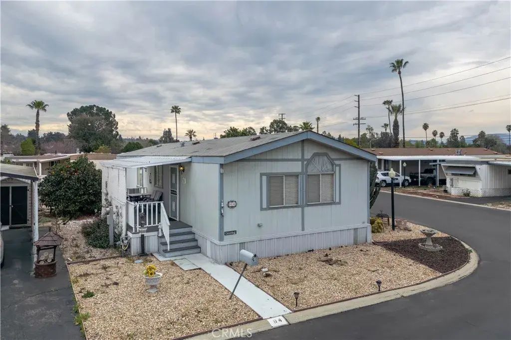 450 Judson #94, Redlands