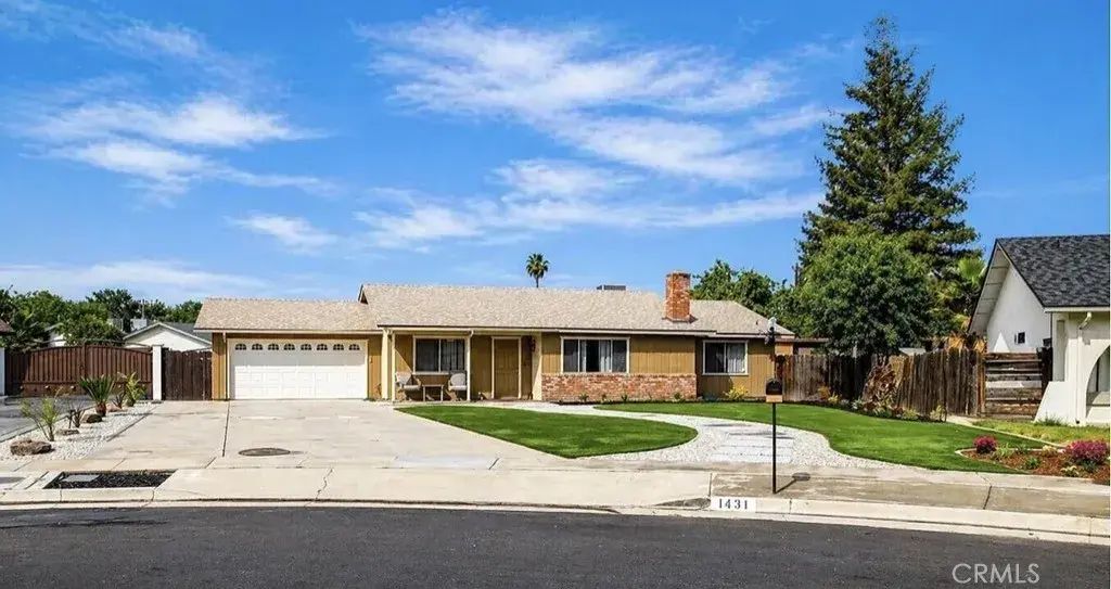 1431 E Boyer Drive, Tulare