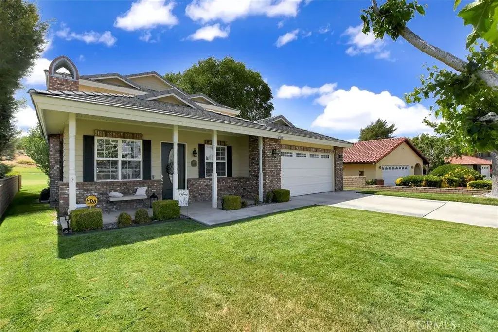 12820 Golf Course Drive, Victorville