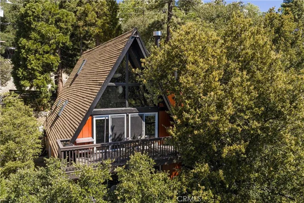 26569 Amador Lane, Lake Arrowhead