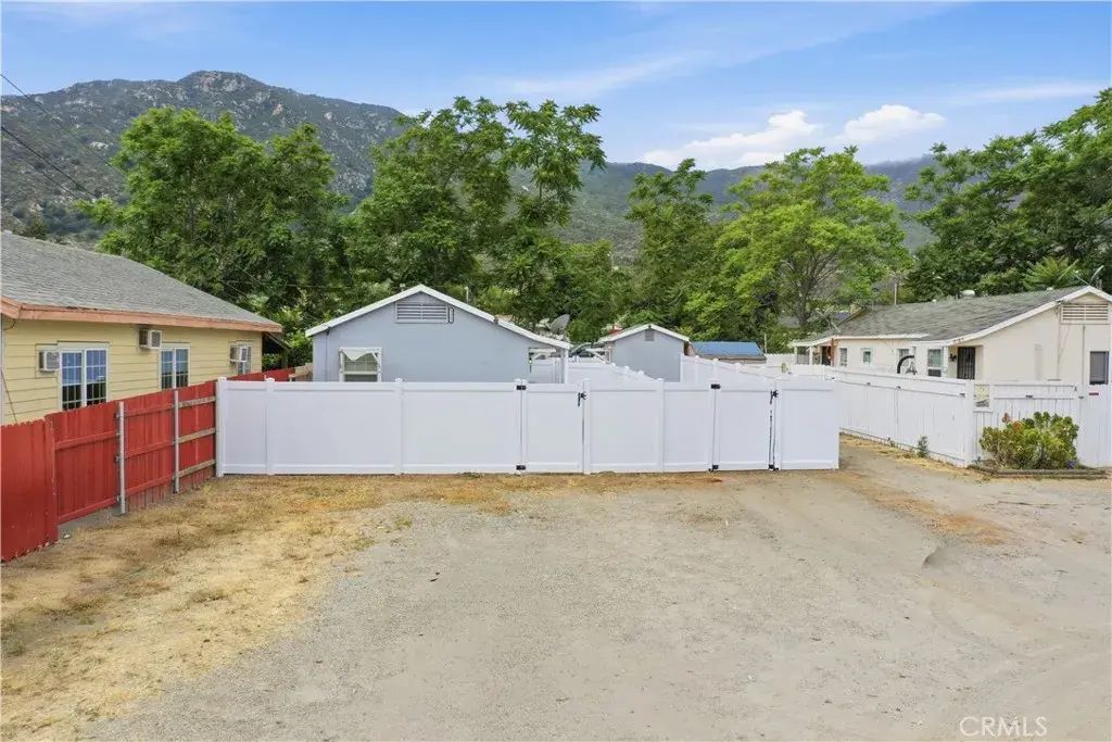 17797 Grand A & B, Lake Elsinore