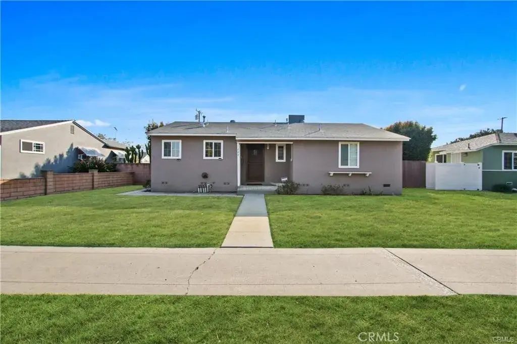 742 W Orangethorpe, Fullerton
