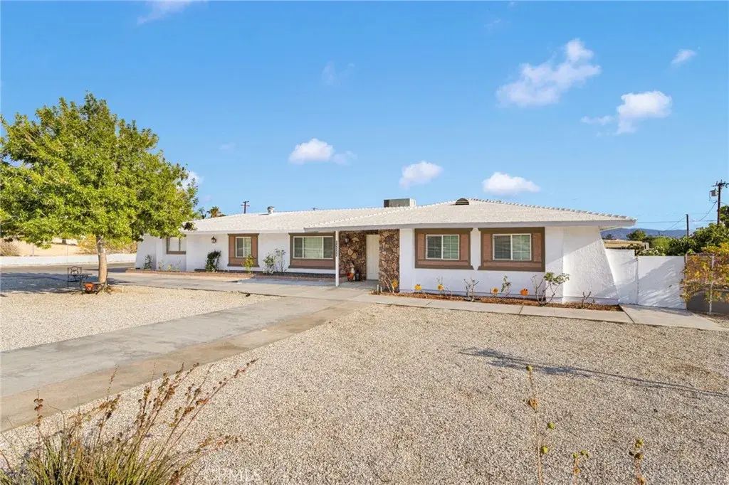 14565 Keota Road, Apple Valley