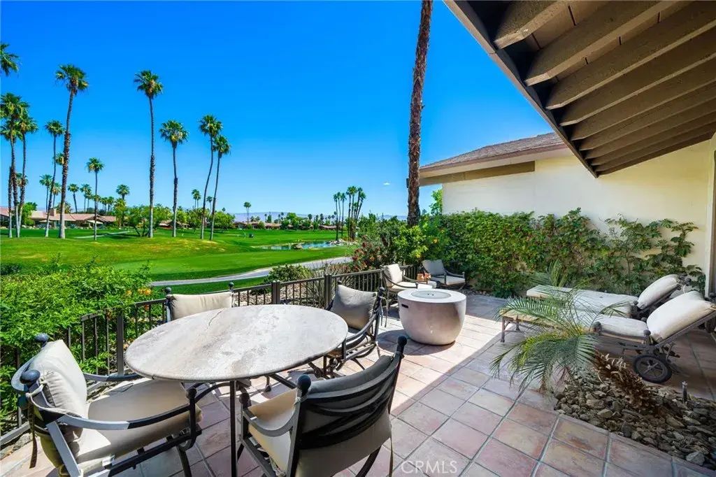72 Old Ranch, Palm Desert