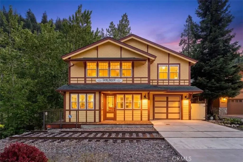 6200 Scherrer, Dunsmuir
