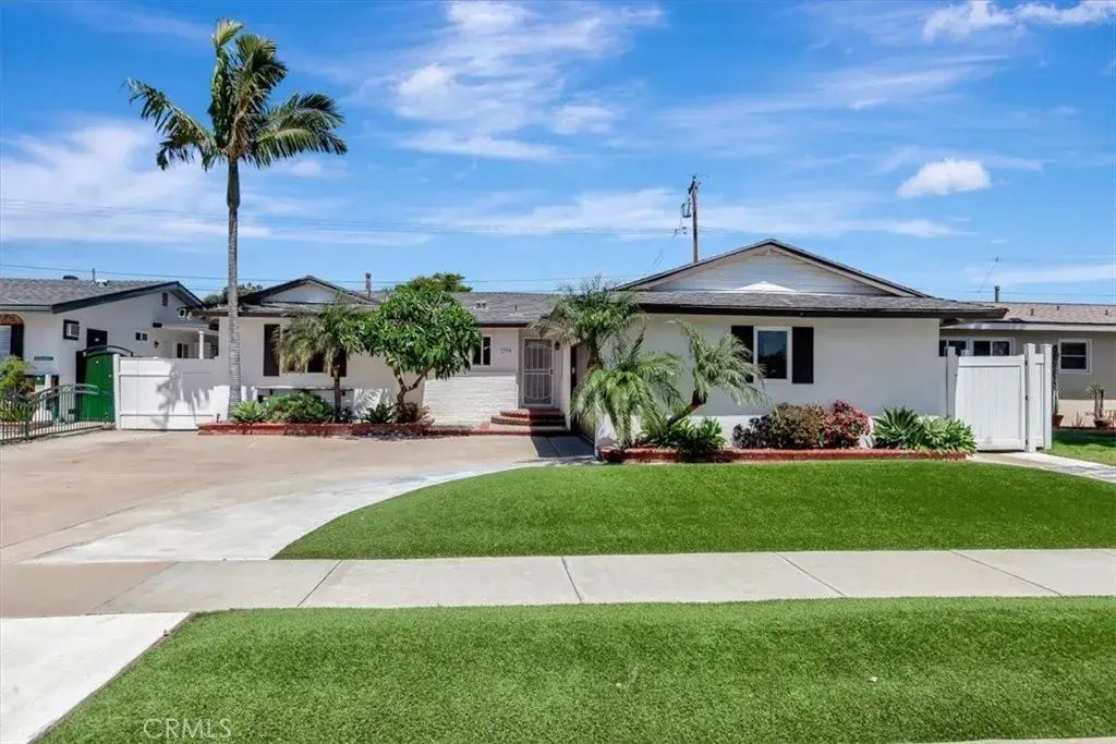 1298 Watson, Costa Mesa