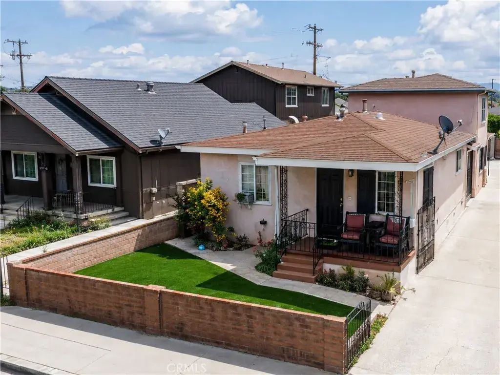 658 Oakford, East Los Angeles