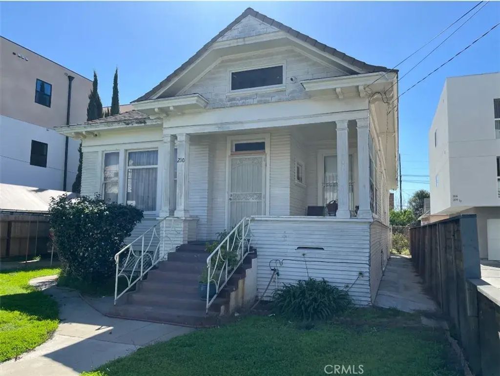 210 E 29th, Los Angeles