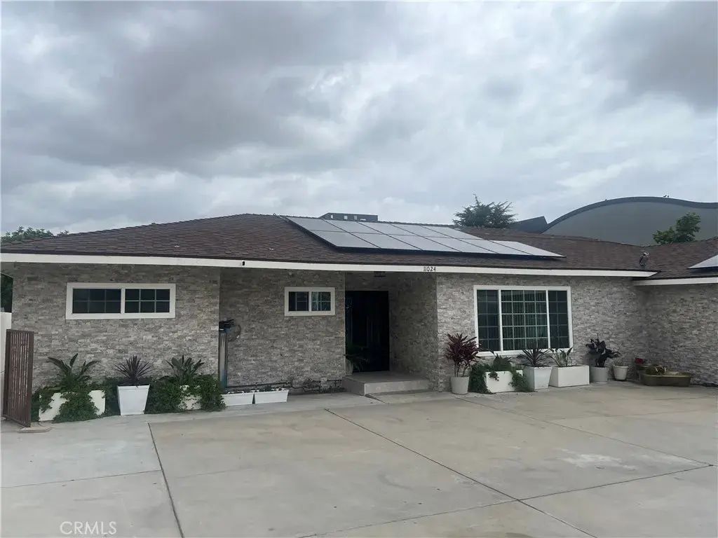 11024 Peoria Street, Sun Valley