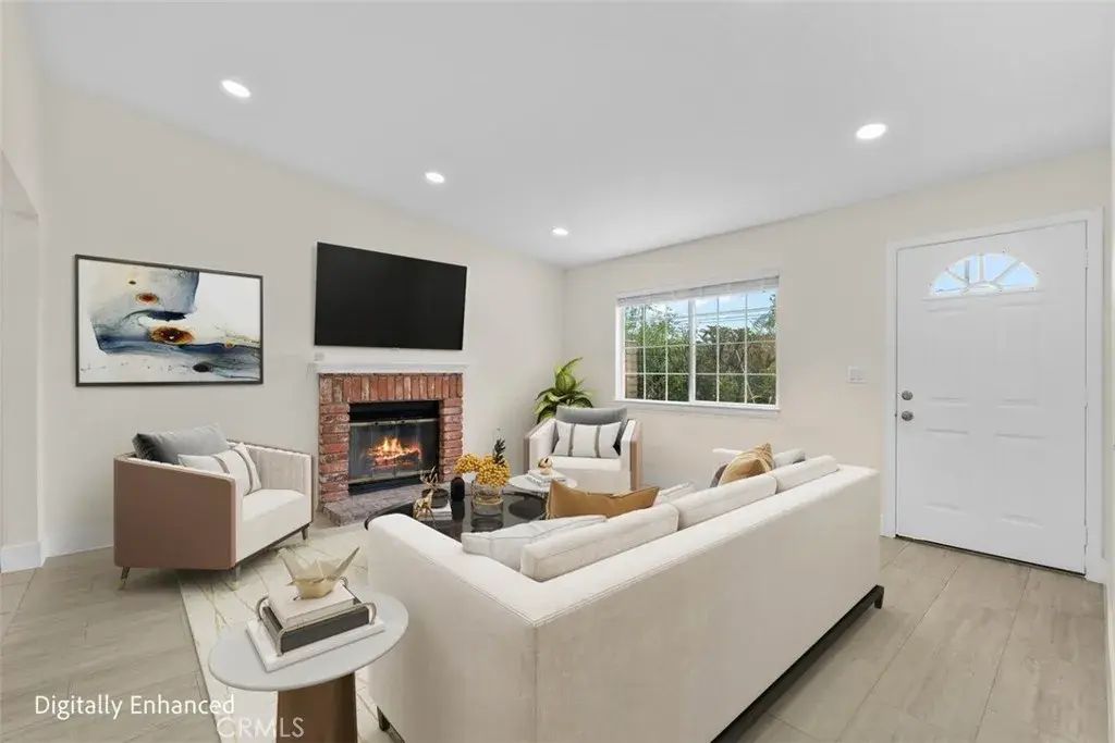8161 Laurel Canyon, North Hollywood