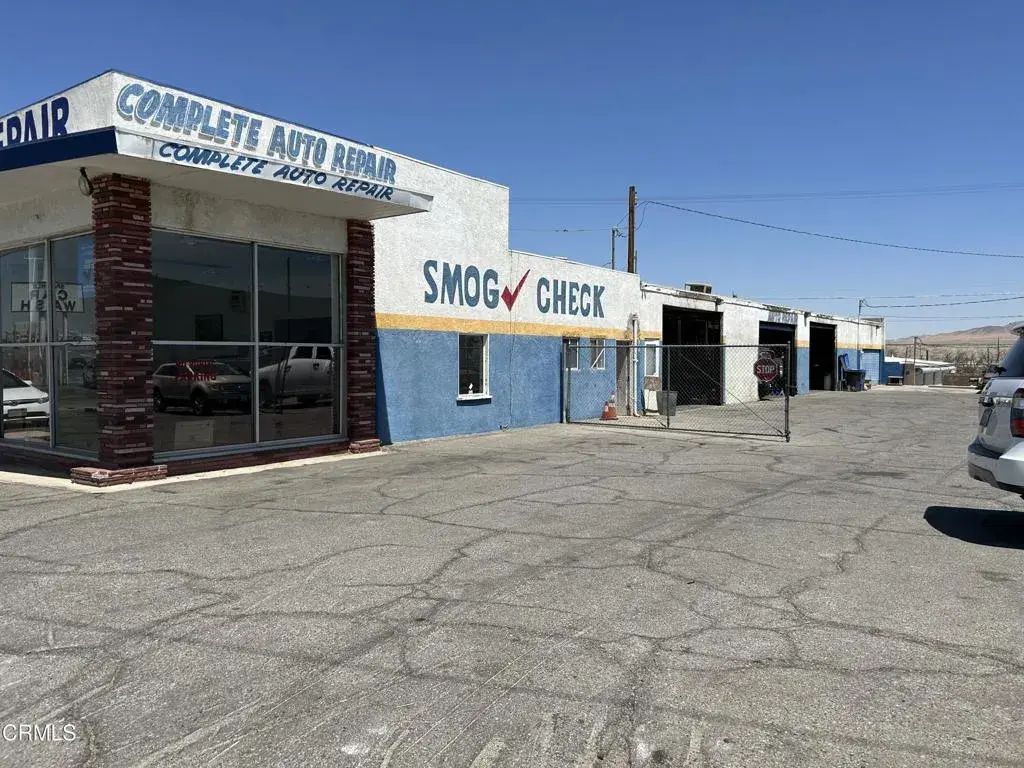 1401 W Main, Barstow