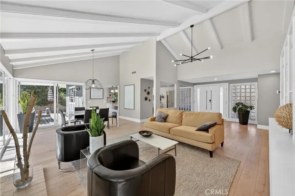 945 Le Conte Drive, Riverside