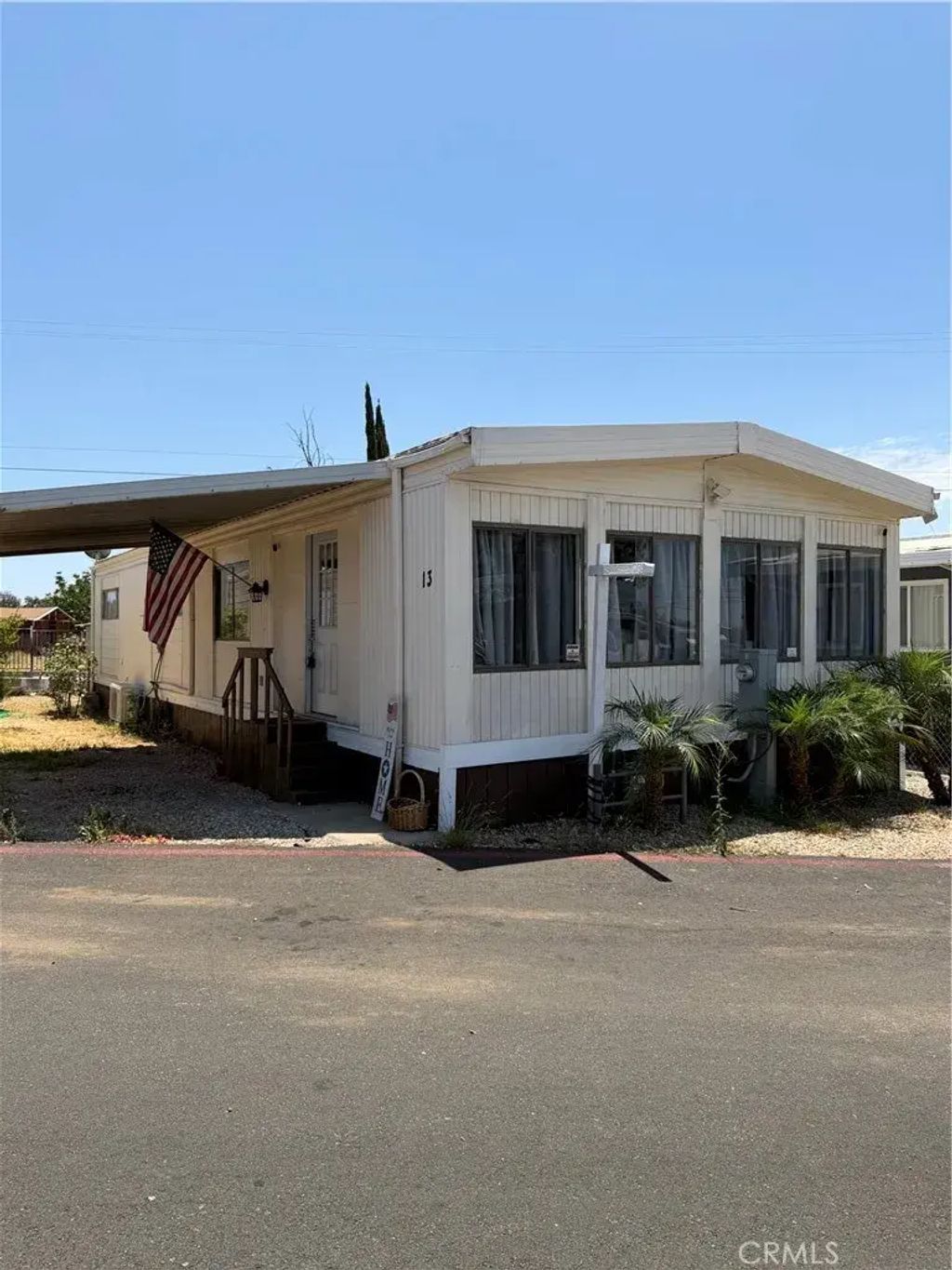 12655 2nd. 13, Yucaipa