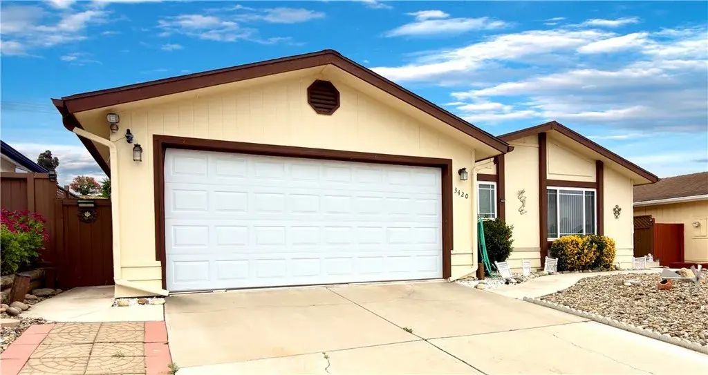 3420 Bent Tree, Santa Maria