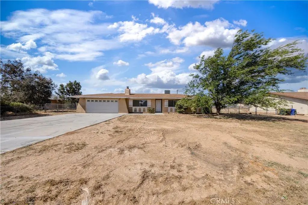 10686 Jamul Road, Apple Valley