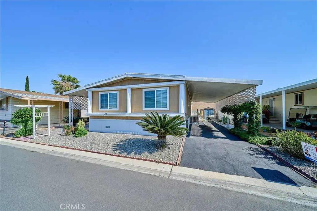 4000 Pierce 168, Riverside