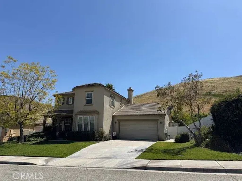1133 Shady Creek Dr, San Bernardino