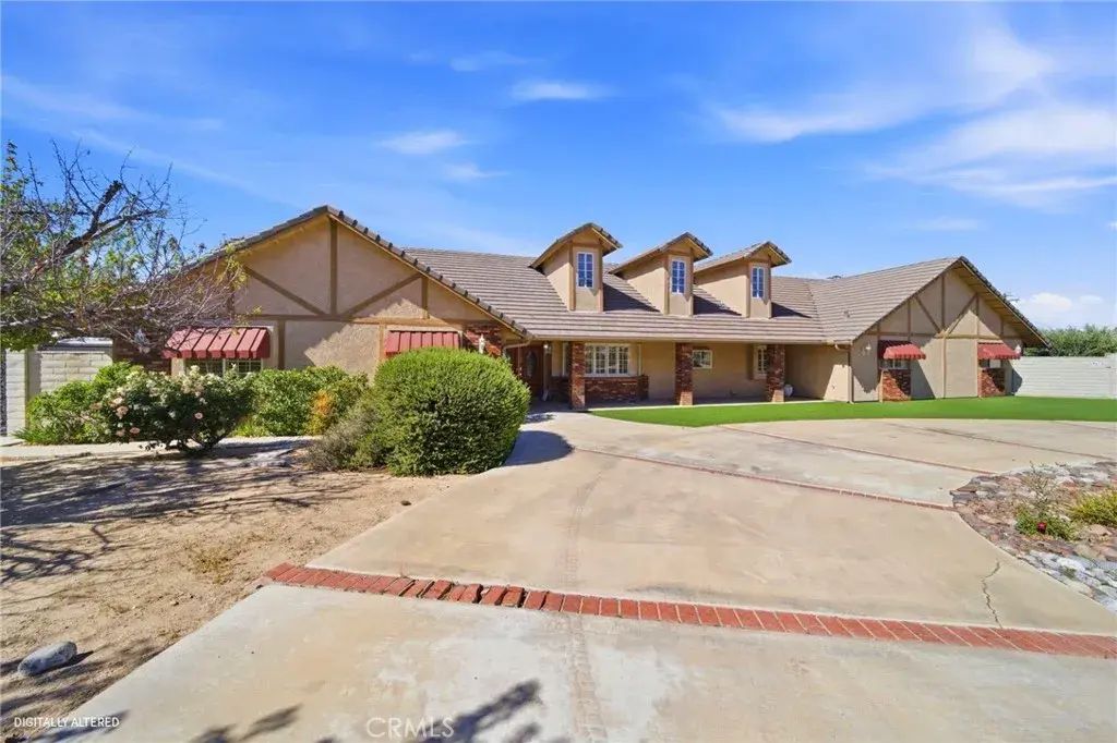 19670 Tonkawan Road, Apple Valley