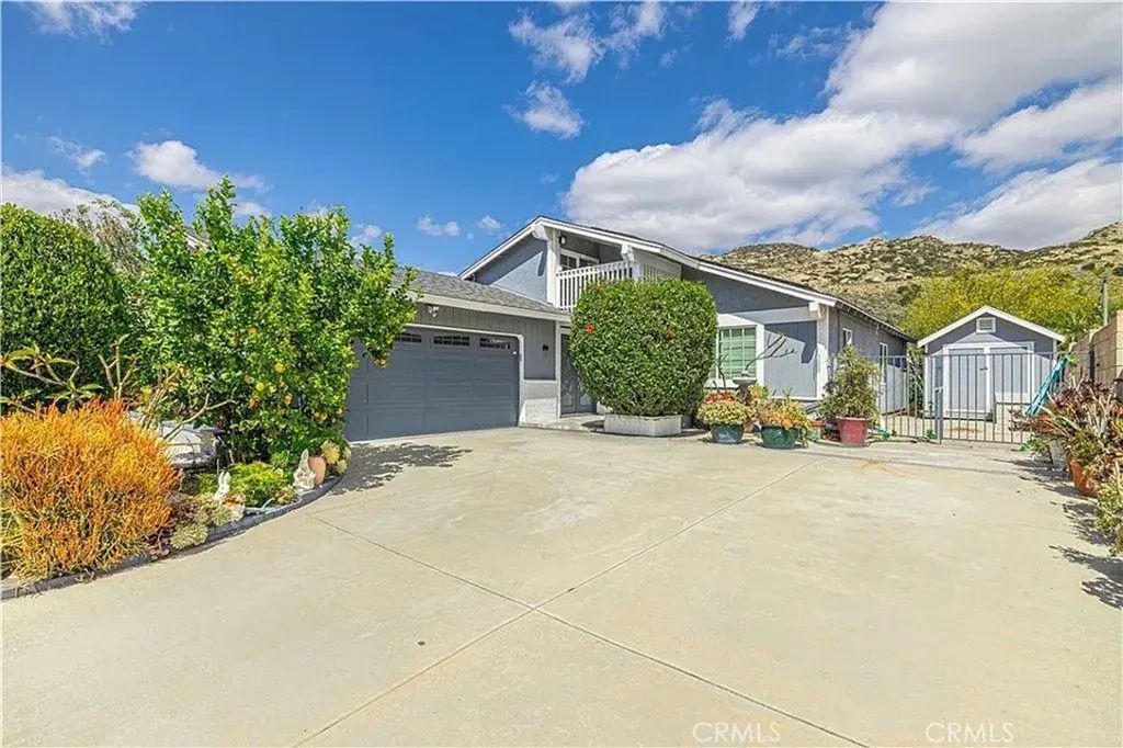 2078 N Swindon, Simi Valley
