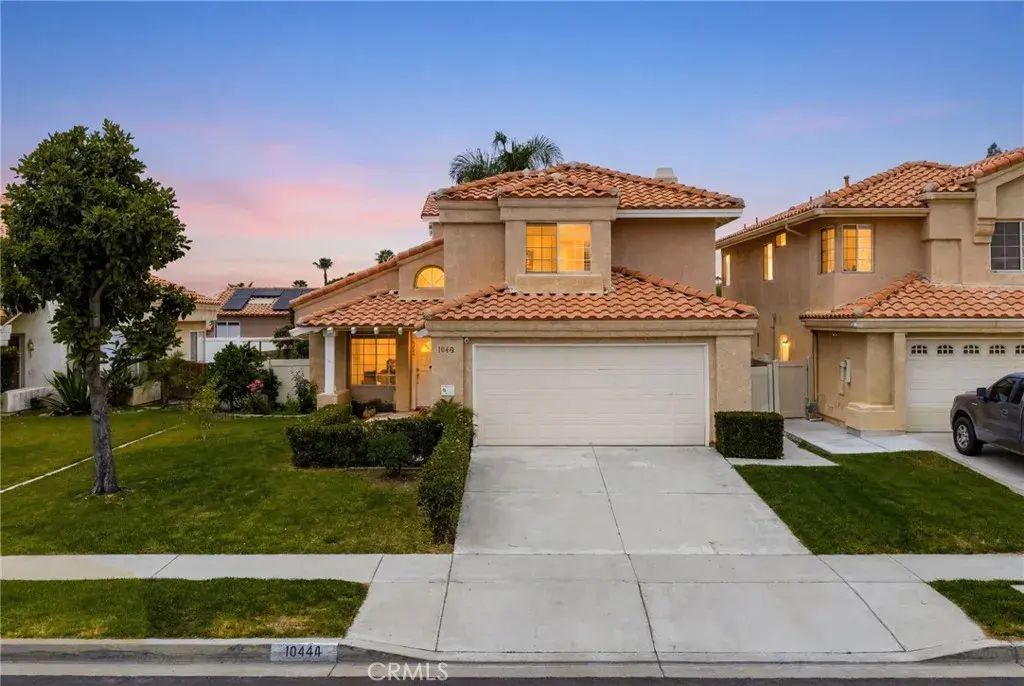 10448 Agate, Mentone