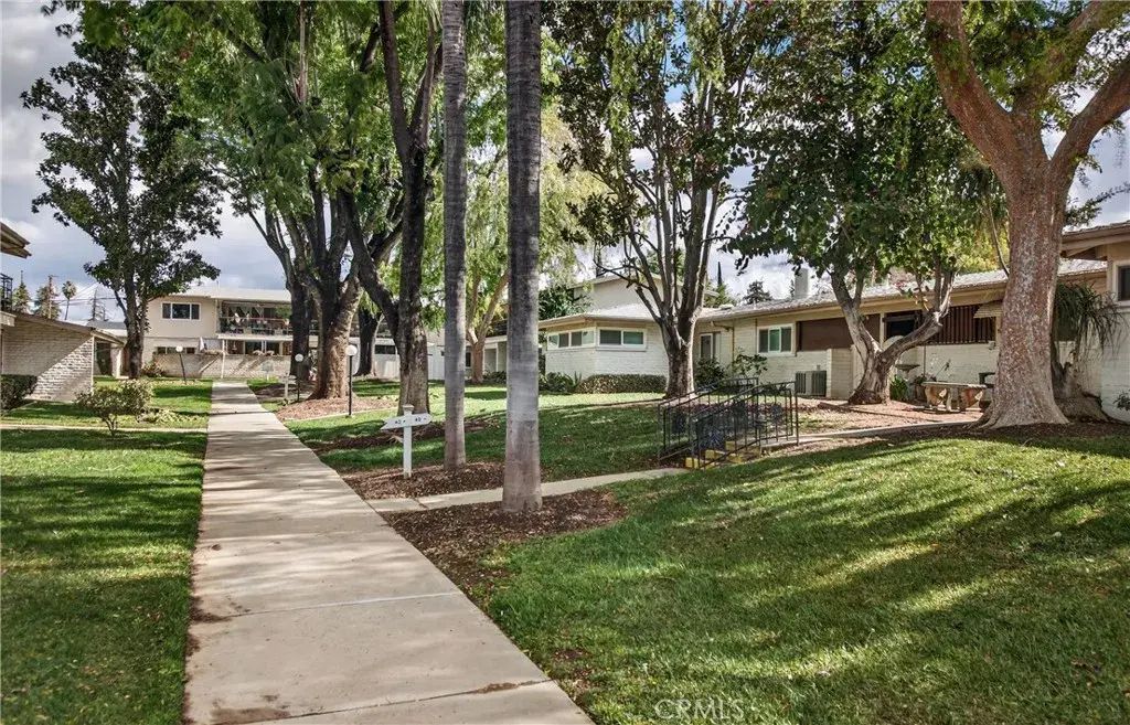 56 N Center, Redlands
