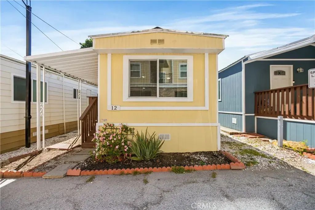 826 E Route 66 12, Glendora